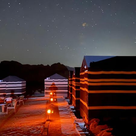 Wadi Rum Desert Heart Camp エクステリア 写真