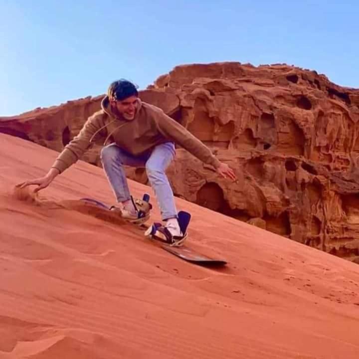 ホテル Wadi Rum Desert Heart Camp エクステリア 写真