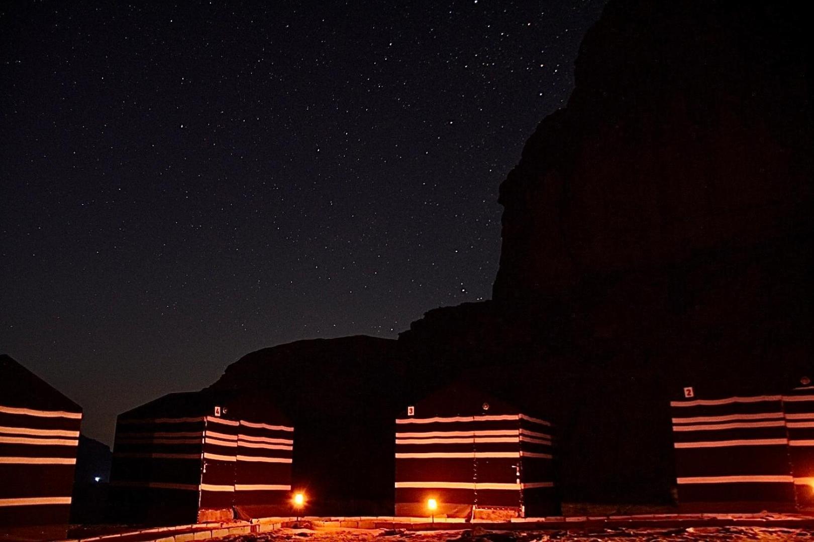 Wadi Rum Desert Heart Camp エクステリア 写真