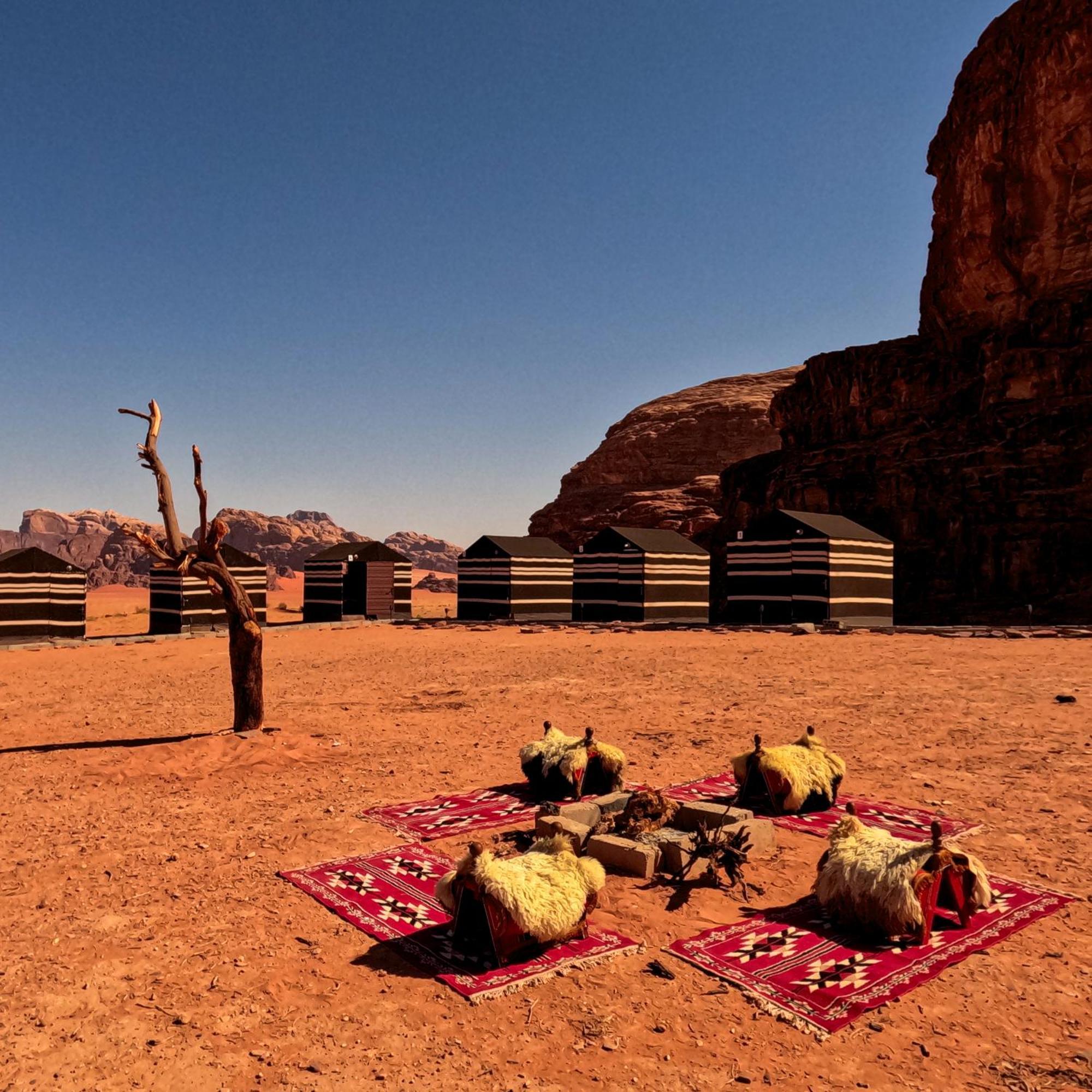 ホテル Wadi Rum Desert Heart Camp エクステリア 写真