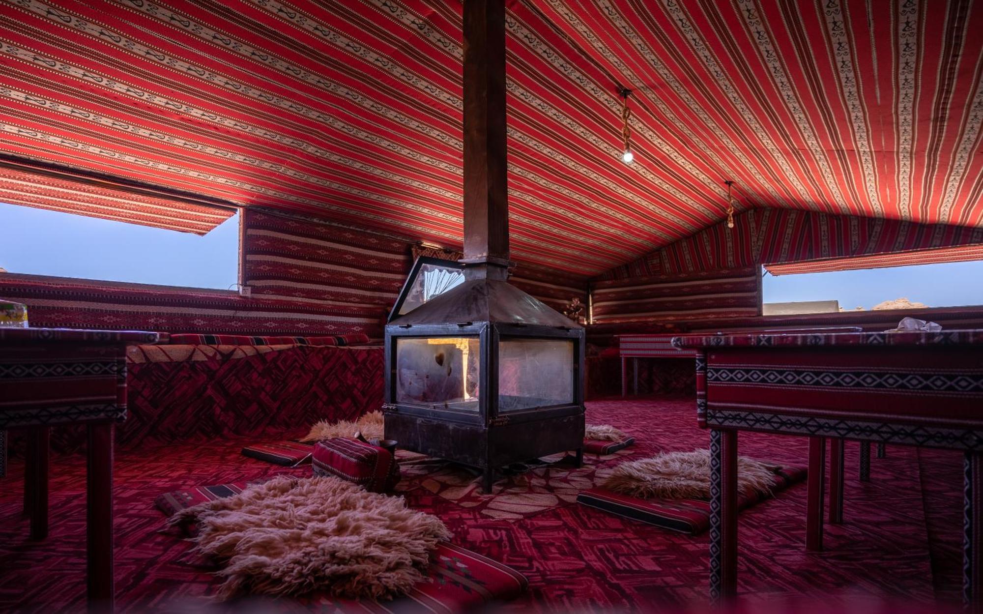 ホテル Wadi Rum Desert Heart Camp エクステリア 写真